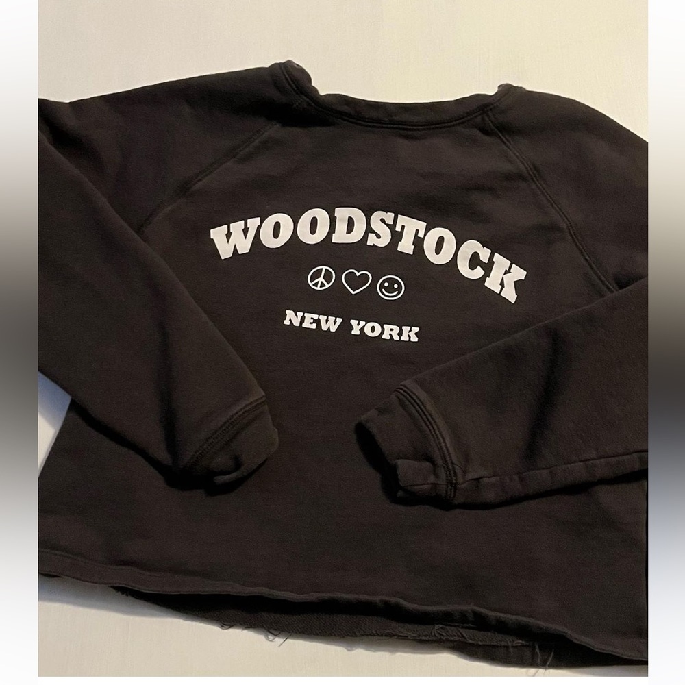 woodstock crewneck
